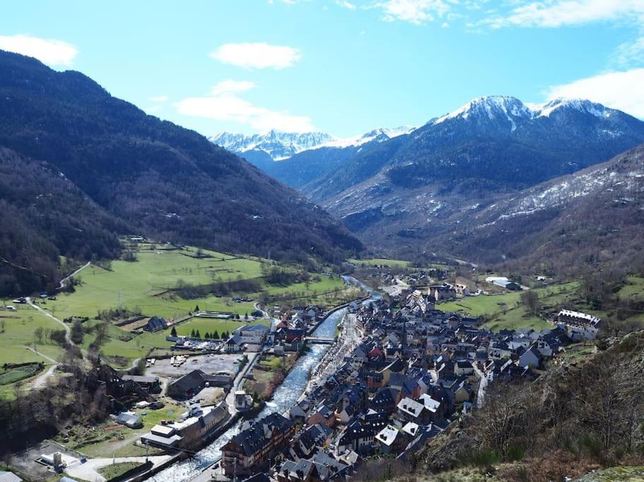 Mcastet, Casita Aranesa En El Valle De Aran Боссост Экстерьер фото
